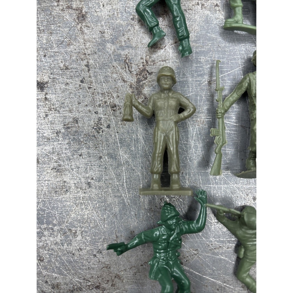 Vintage 1960s Marx MPC Tim Mee Playset Plastic Figures Green Army Lot Of 20 - Picture 6 of 6